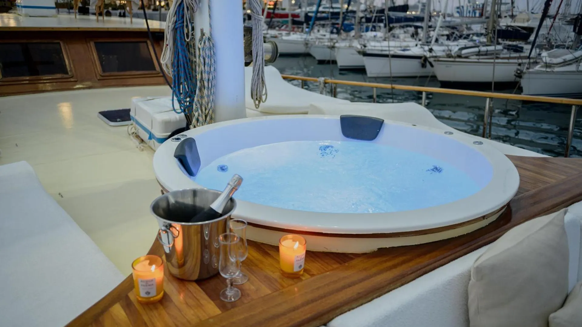 Sicily Sea Charter Caicco Hande Capo Galera Palermo 2*,  Italy